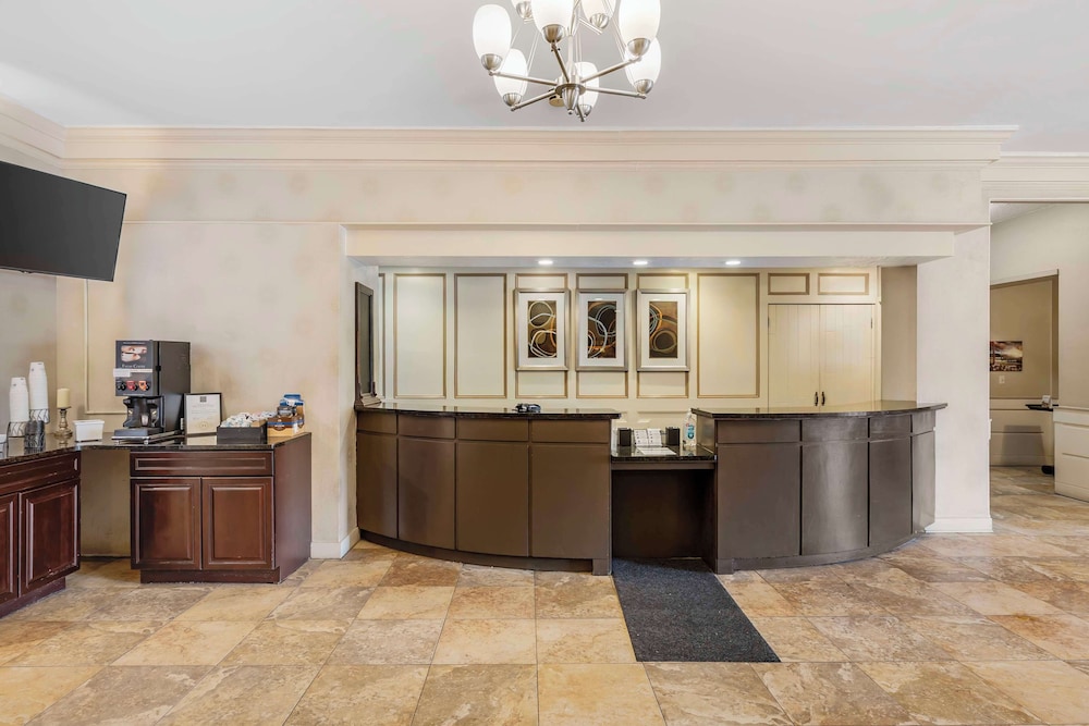 Best Western Watertown Fort Drum 7/55