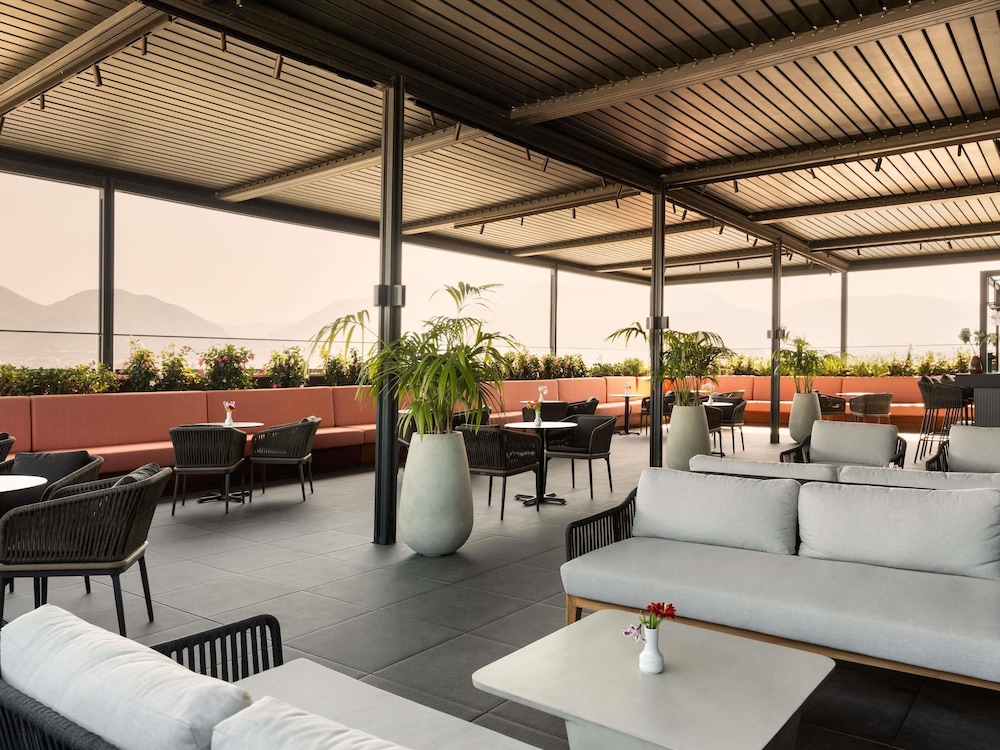 Mercure Tirana 59/73
