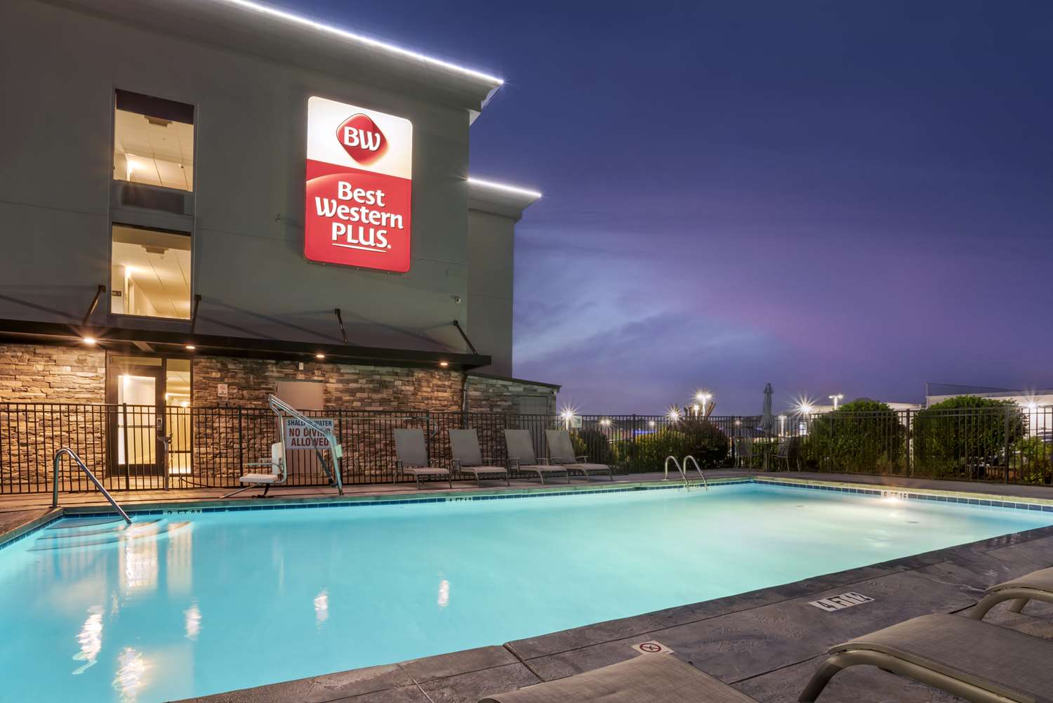 Best Western Plus Greenville I-385 Inn & Suites 4/53