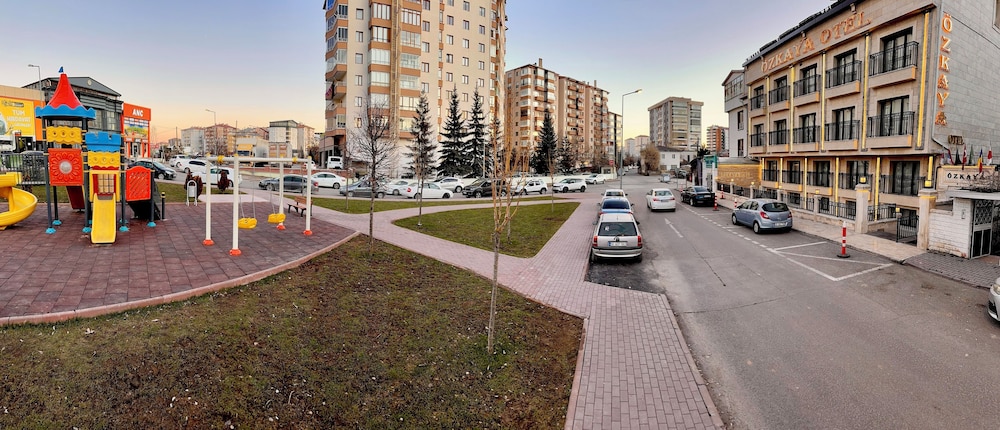 Ozkaya Otel 40/49