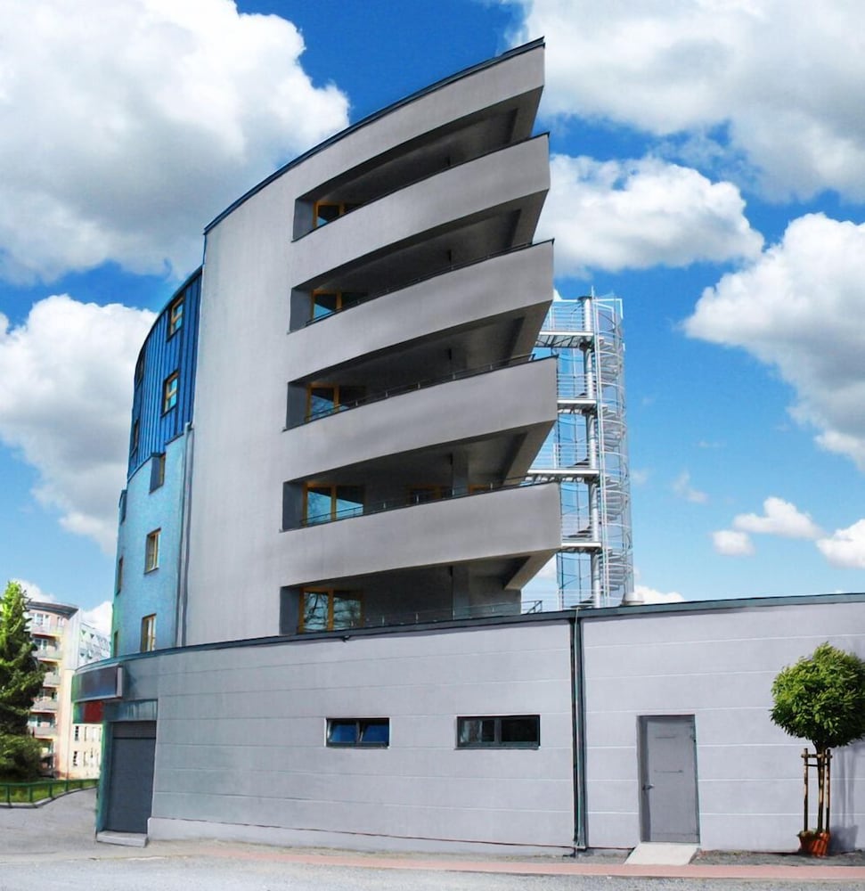Hotel ARENA 2/56