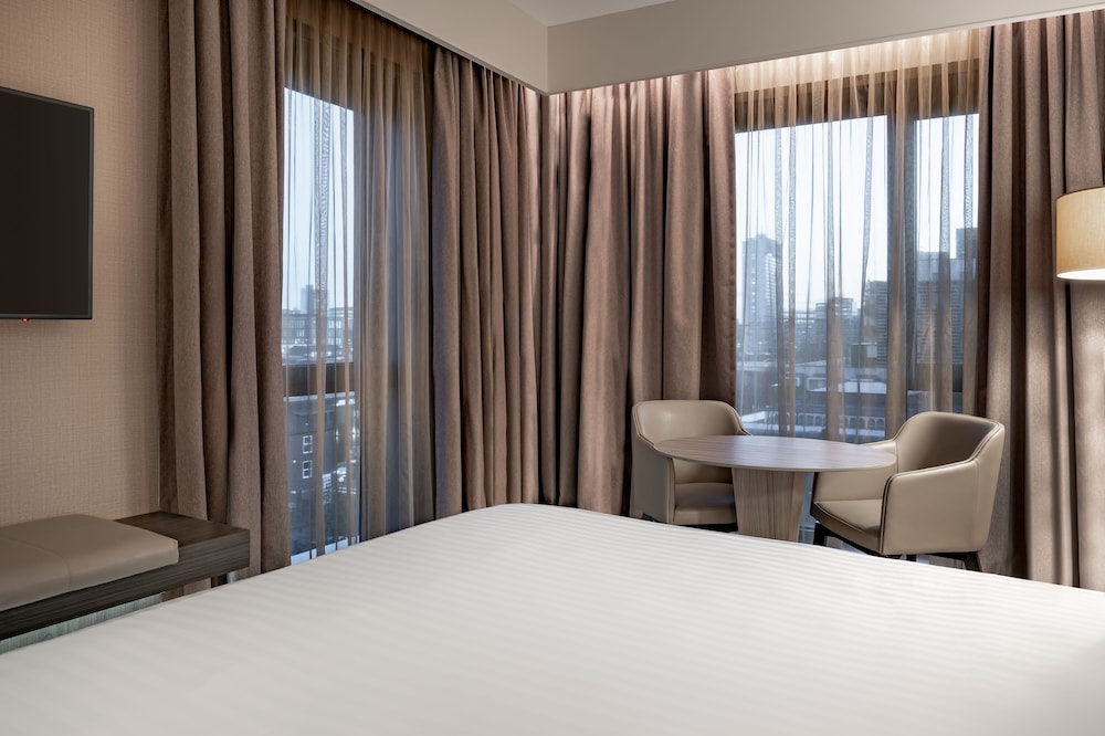 AC Hotel Manchester City Centre 12/52