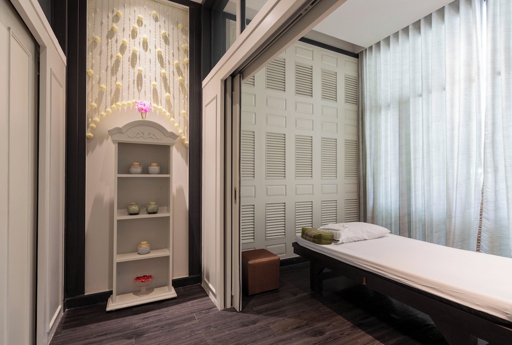 The Raweekanlaya Hotel Bangkok 42/74