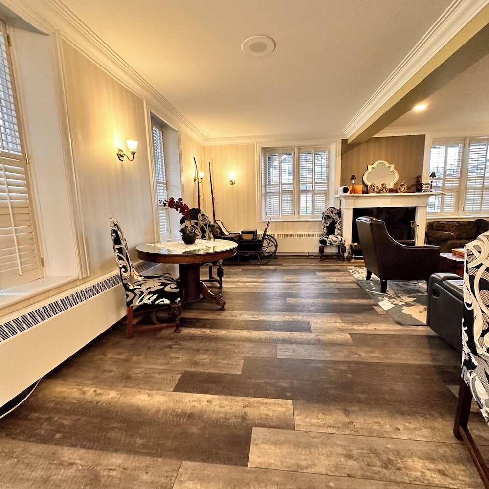 Gananoque Inn Spa 40/66