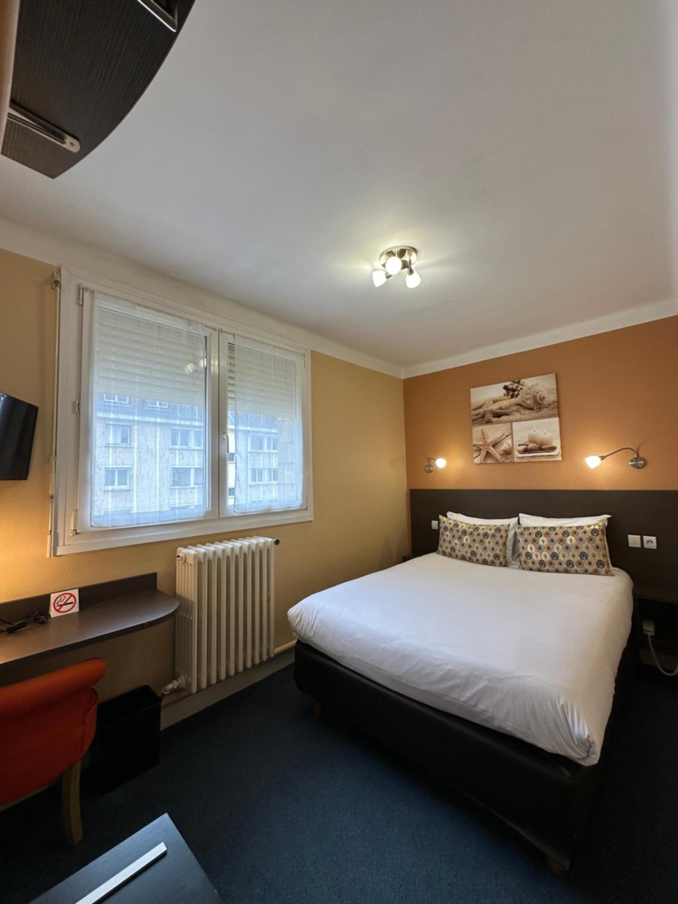 STANDARD, DOUBLE BED