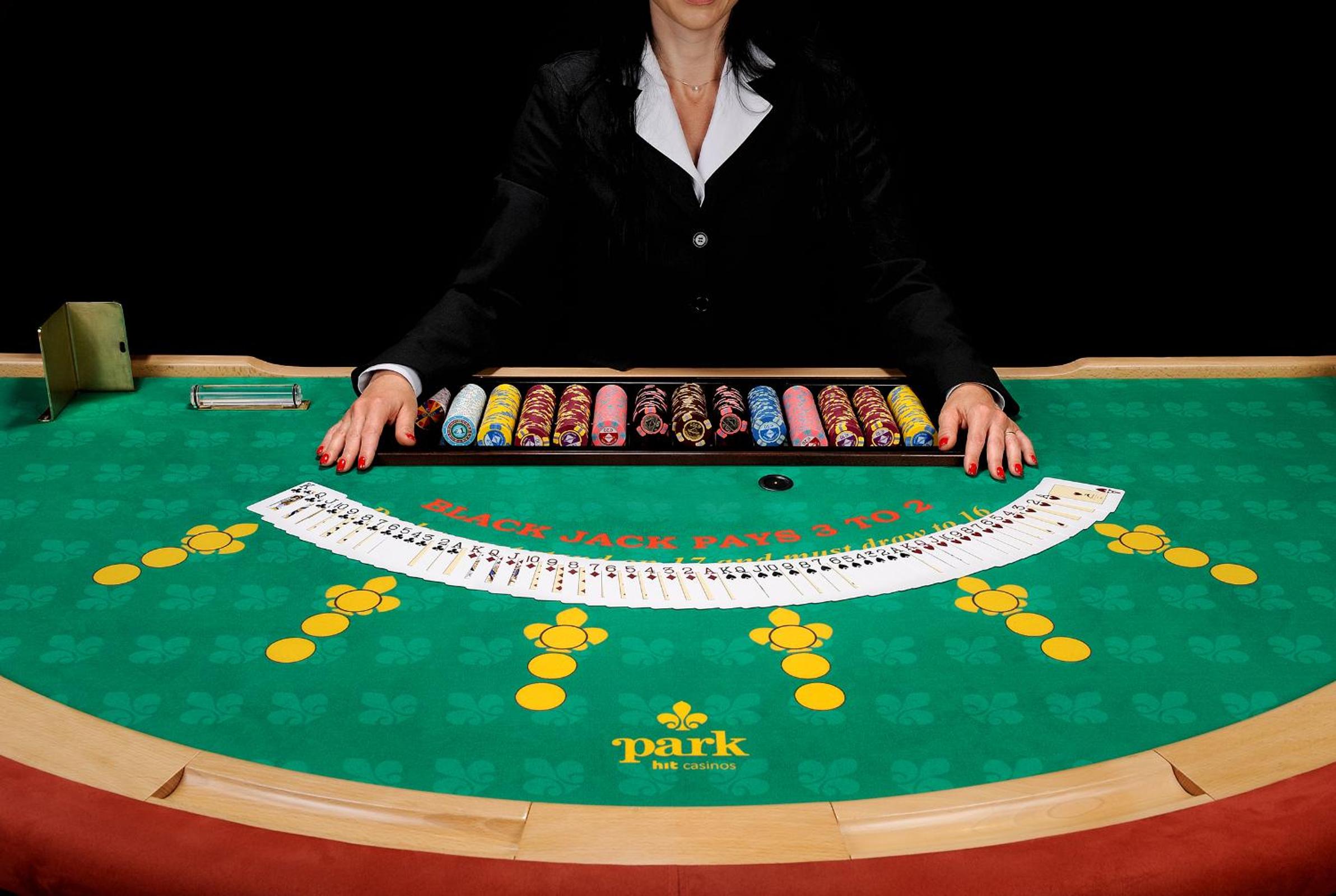 Park Casino and Hotel 49/51