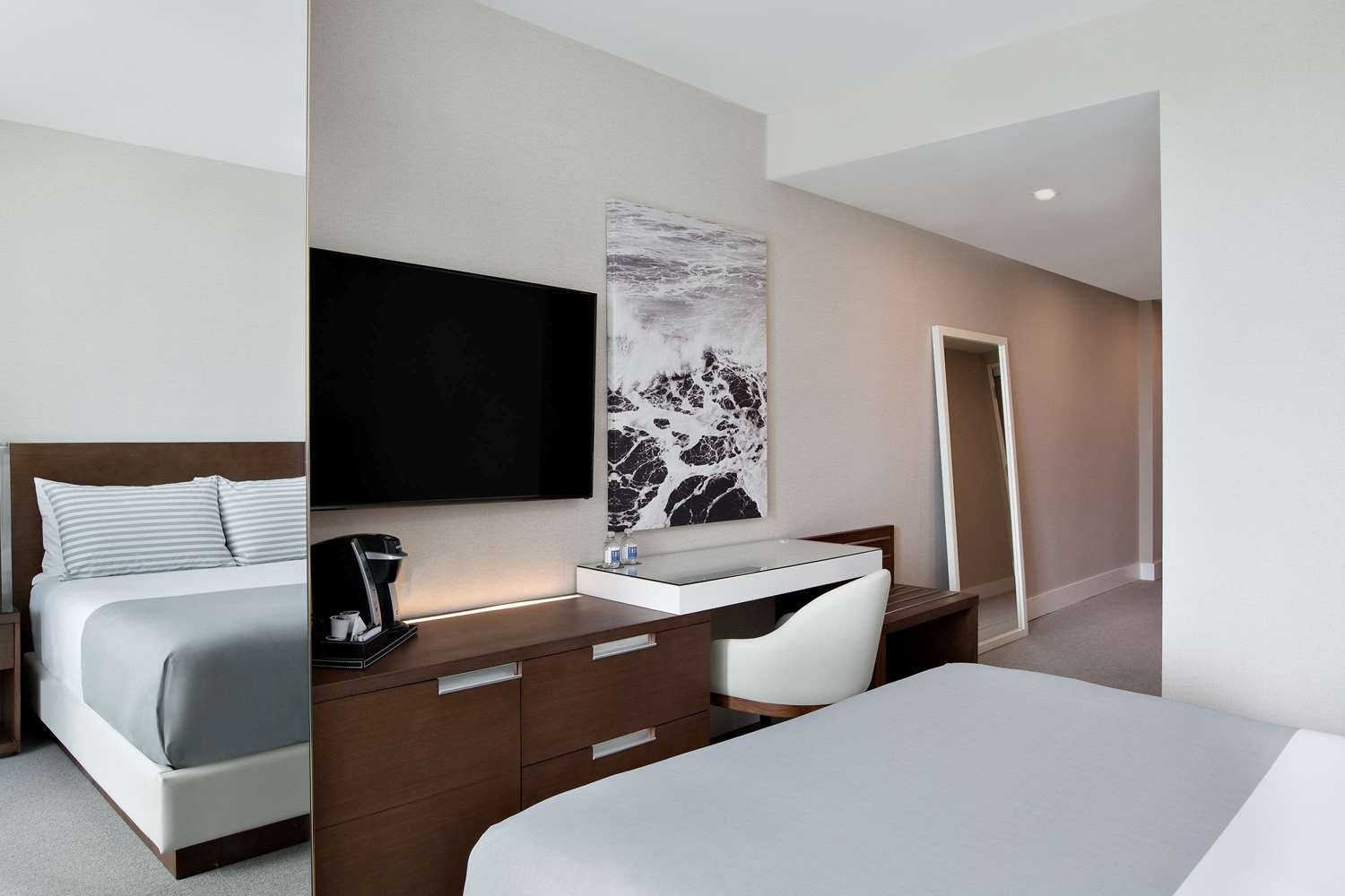 The Altair Hotel Bay Harbor Miami 8/49