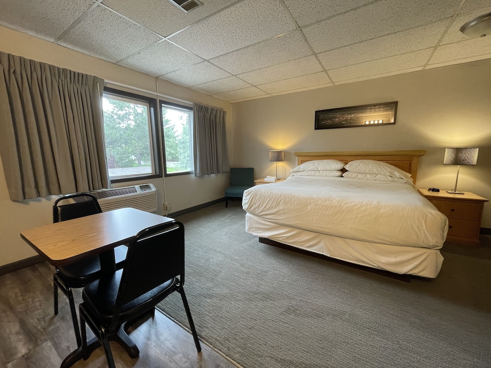 Boulder Twin Lakes Inn 15/49