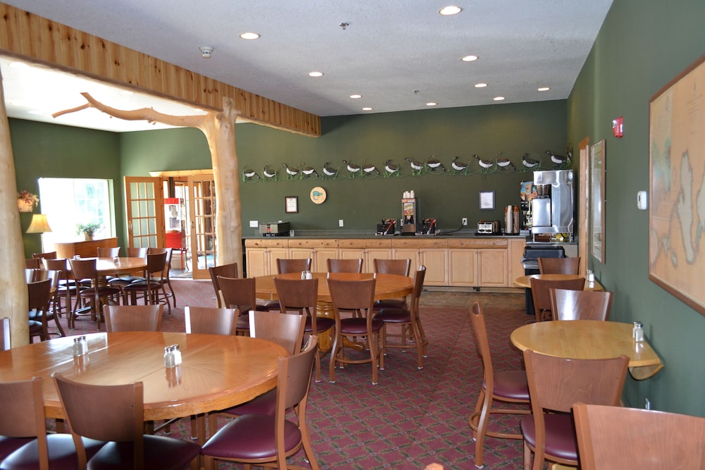 Stafford's Crooked River Lodge & Suites 23/41
