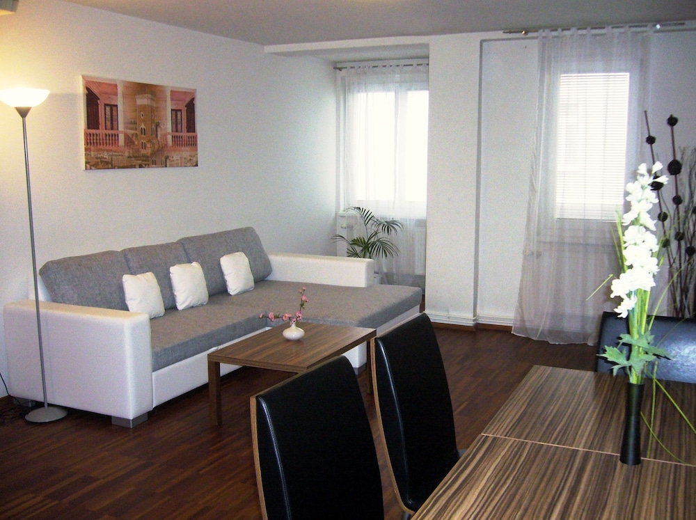 ROYAL LIVING APARTMENTS VIENNA 16/29