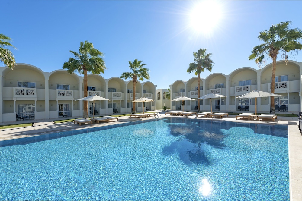 Reef Oasis Beach Resort photo5