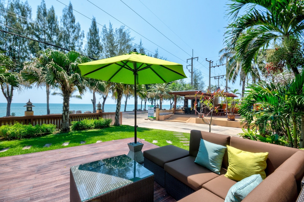 Palm Beach Resort 11/70