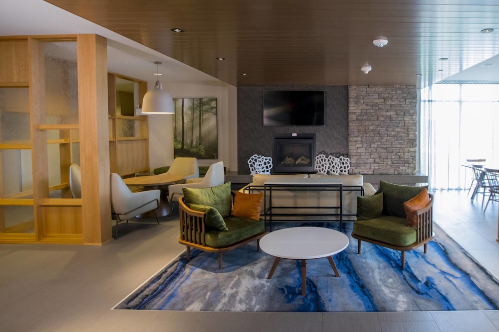 Fairfield Inn & Suites By Marriott Alexandria 22/28