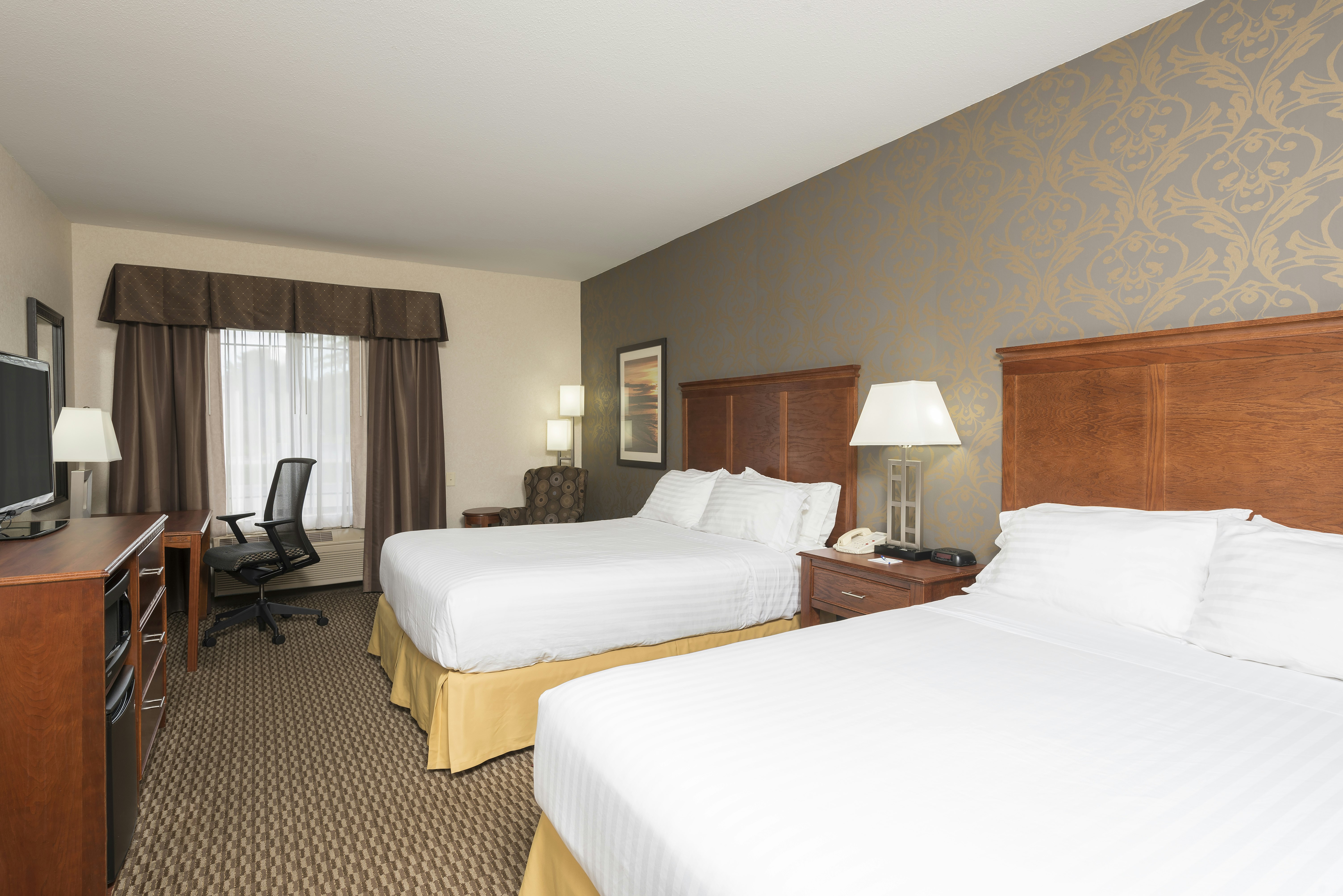 Holiday Inn Express Holland 14/55