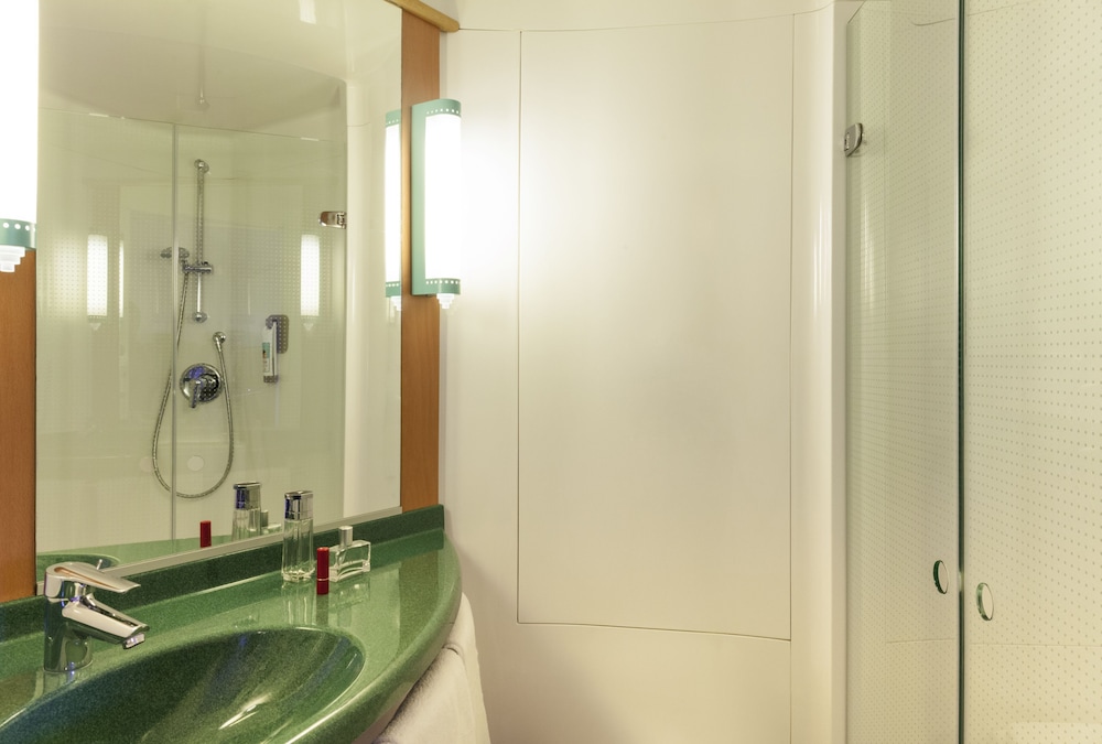 Ibis Besancon La City 23/74
