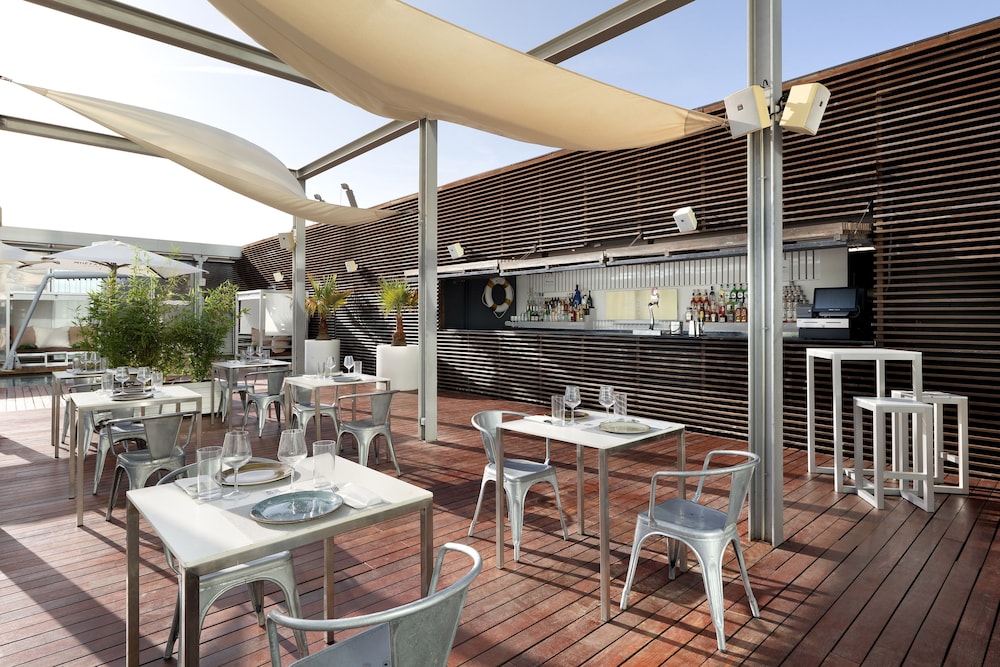 The Level at Melia Barcelona Sky 30/50