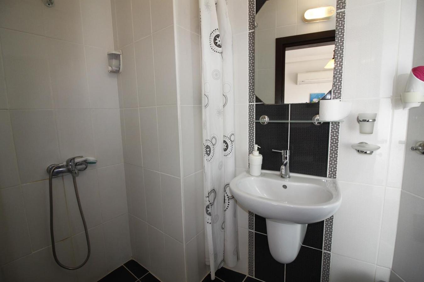 Bonapart Hotel 46/47
