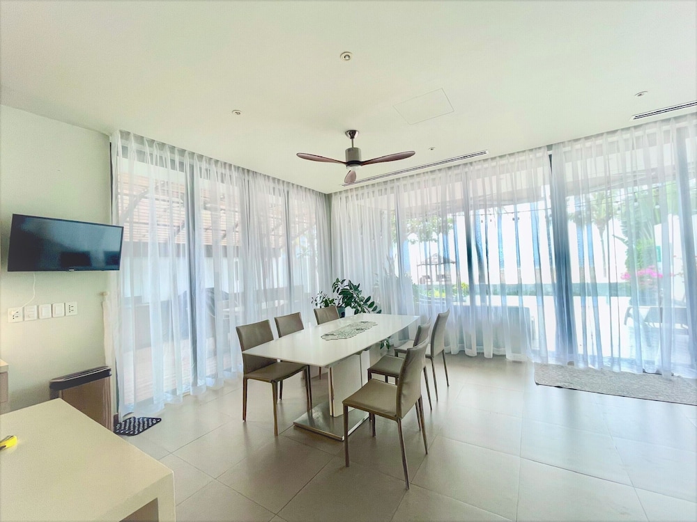 Sanctuary Resort Community 52/75