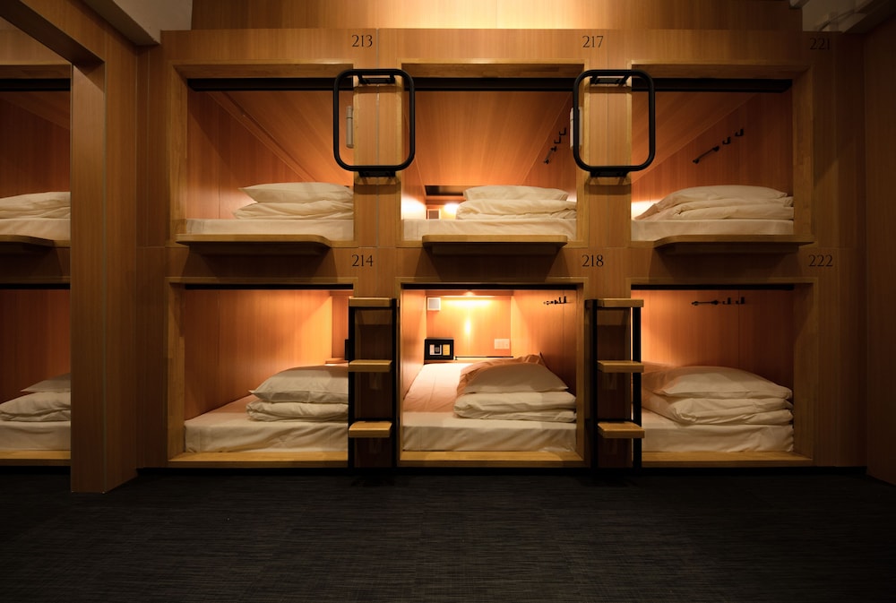 Tsukimi Hotel 20/46