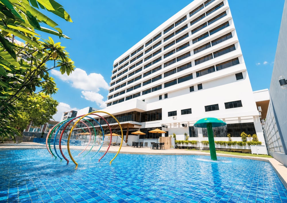 Impiana Hotel Ipoh 64/70