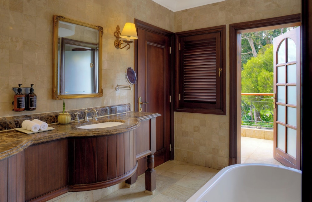 Manor, Junior Suite, King Bed