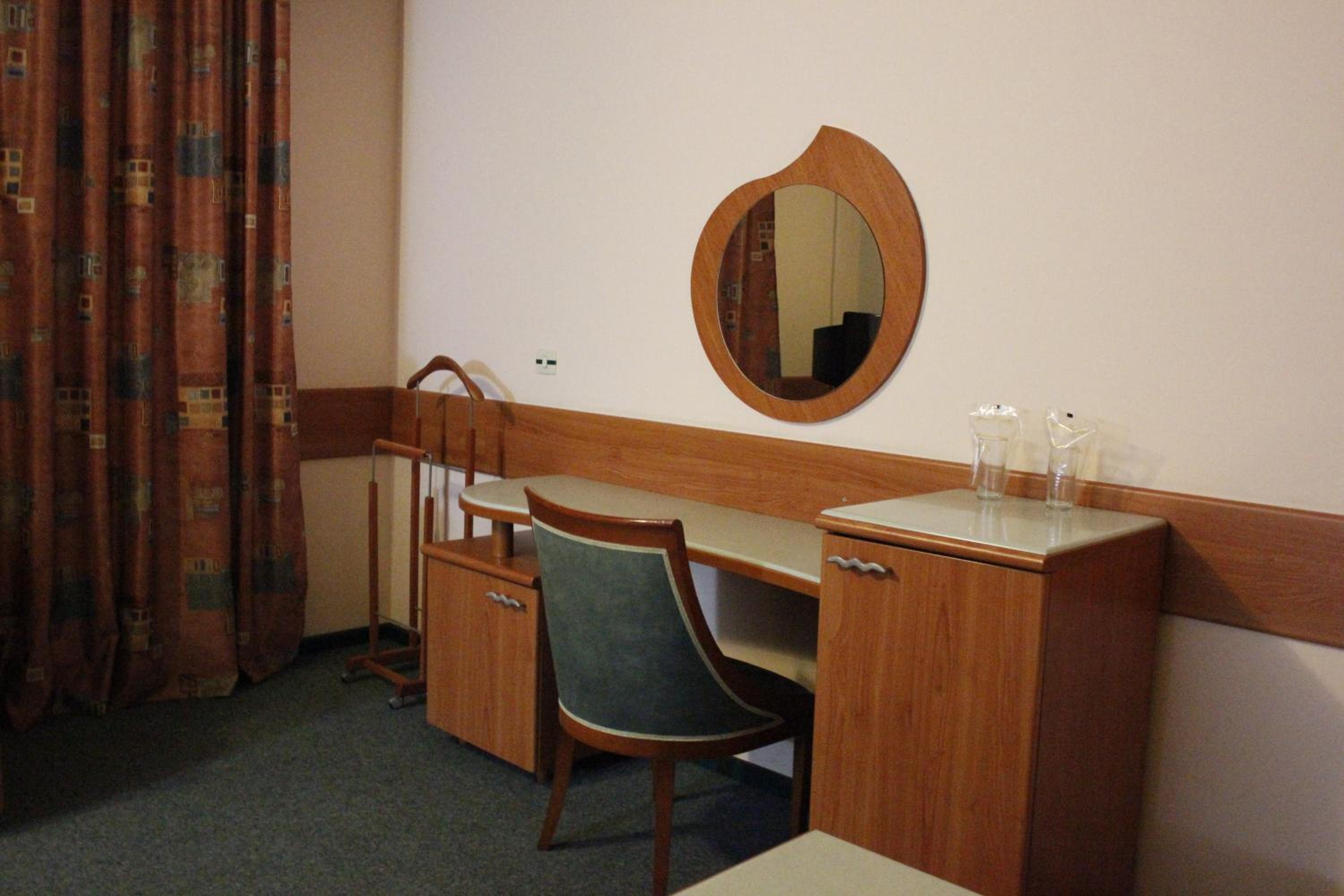 Cingo Hotel 9/62