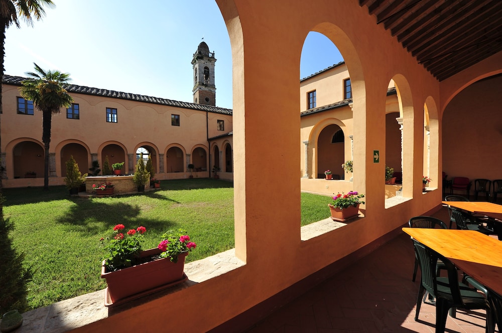 Chiostro Delle Monache - Hostel Volterra 39/50