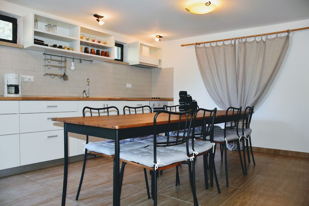 Villa Franica 39/50
