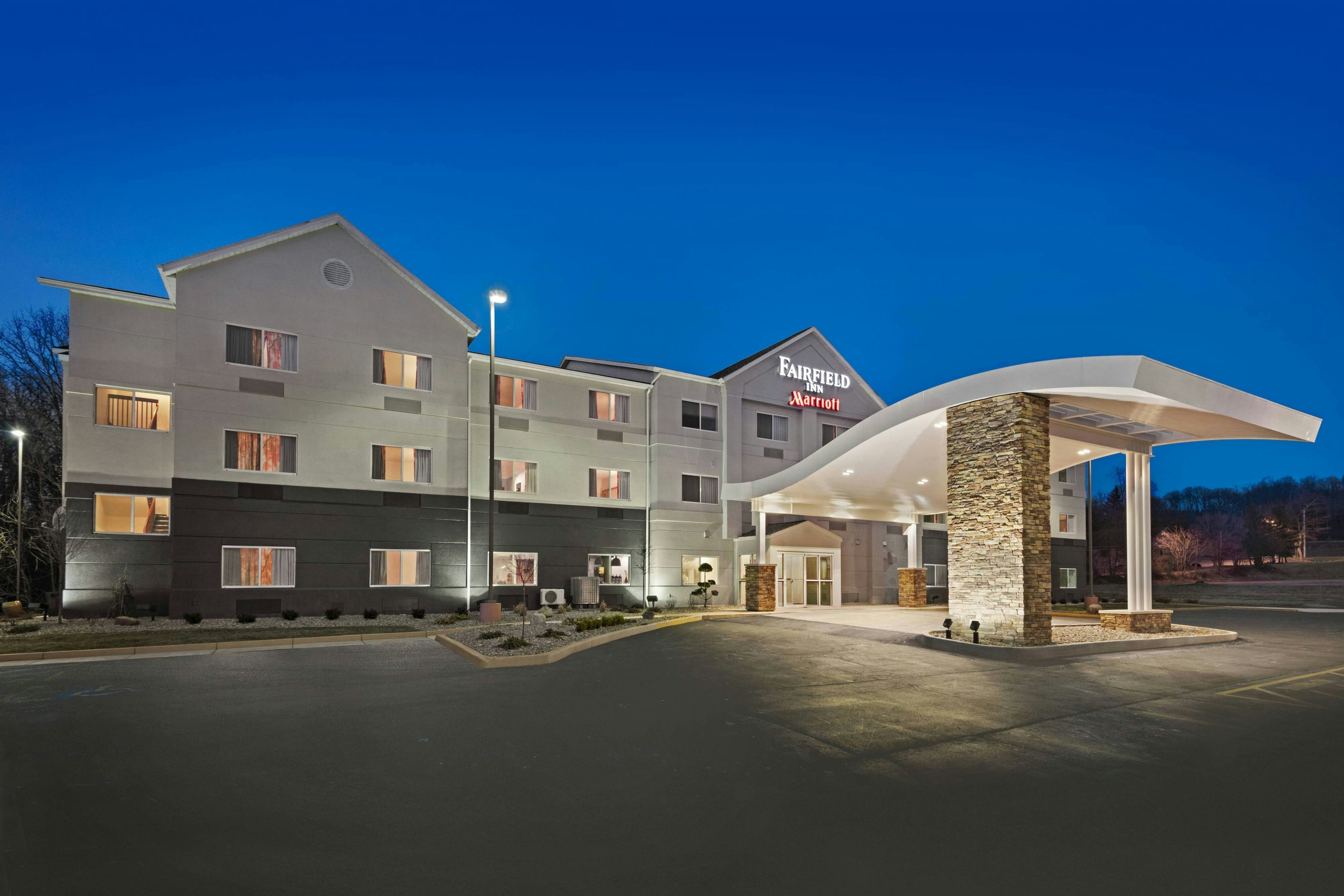 Fairfield Inn Warren Niles 1/9