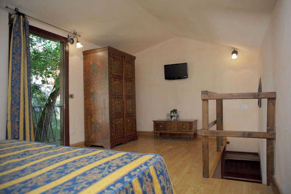 Ippotur Medieval Resort 6/50