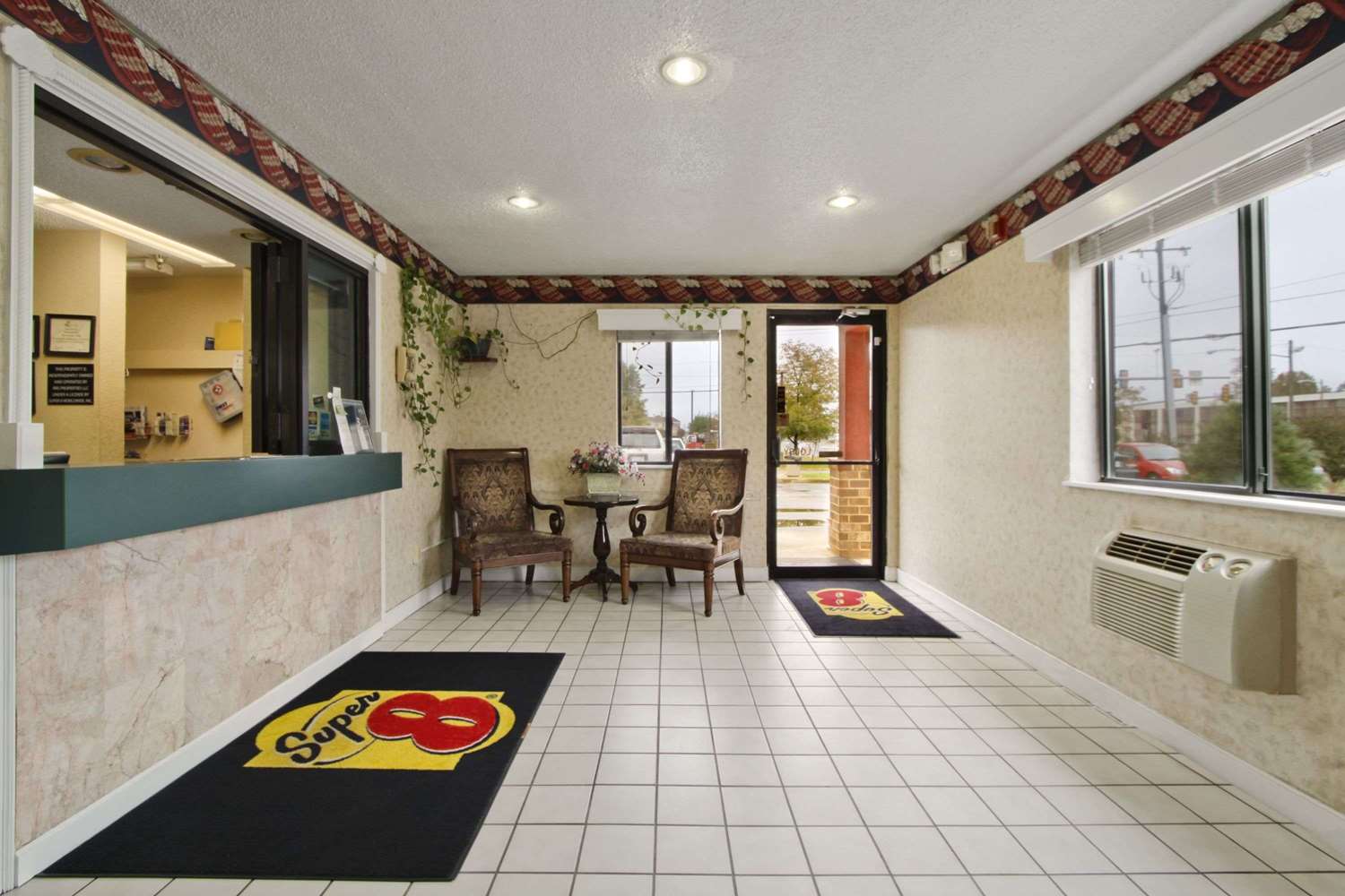 Super 8 by Wyndham Richmond Airport VA 3/19