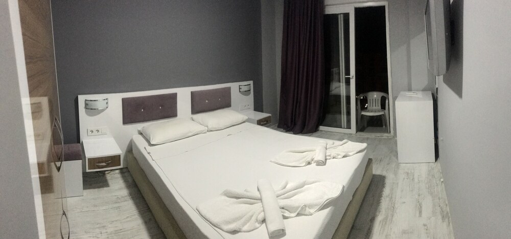 Saygili Beach Hotel 12/50