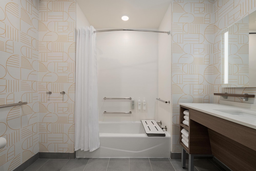Home2 Suites by Hilton Lafayette I-10 51/55