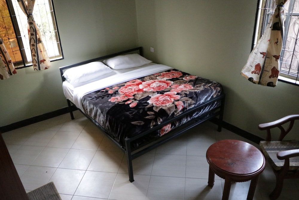 Co Msasani Guest House 5/19