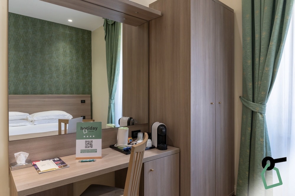 HOTIDAY Room Collection - Roma Porta Pia 41/50