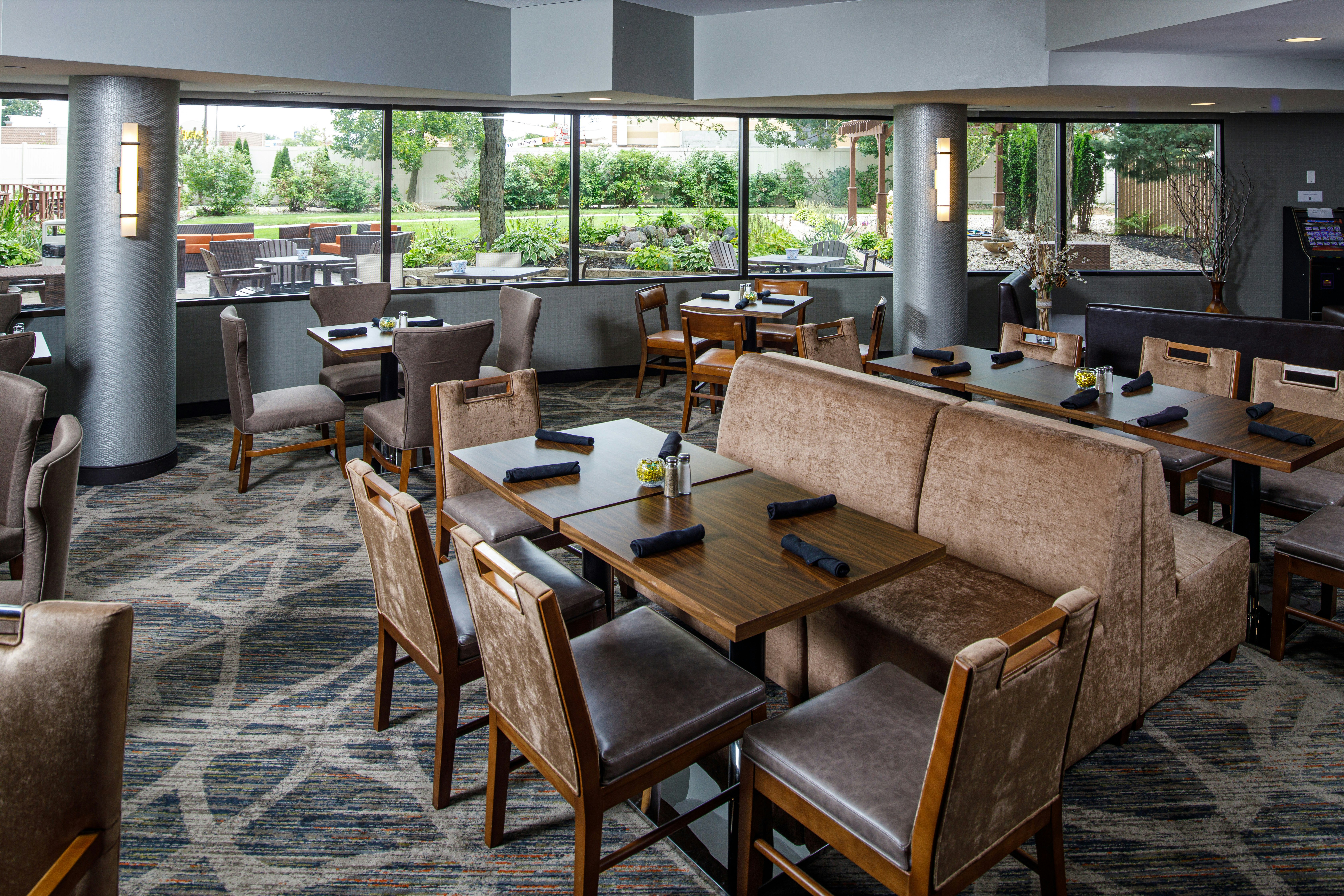 Doubletree By Hilton Appleton 14/21