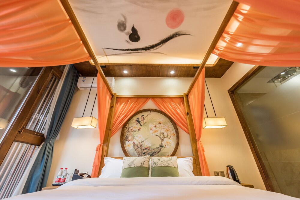 Lijiang Yue Tu Hotel 25/26