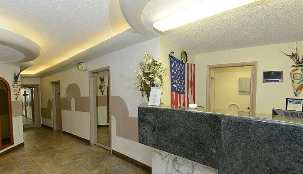 Twin City Inn & Suites Benton Harbor - St. Joseph 7/47