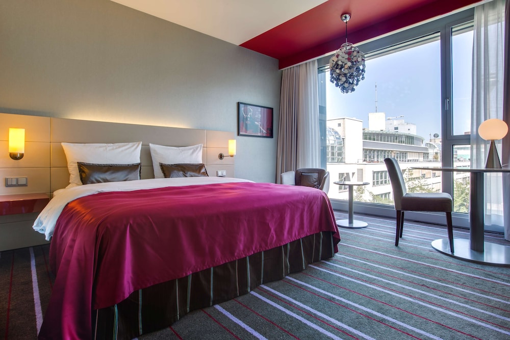 Radisson Blu Media Harbour Hotel Dusseldorf 6/68