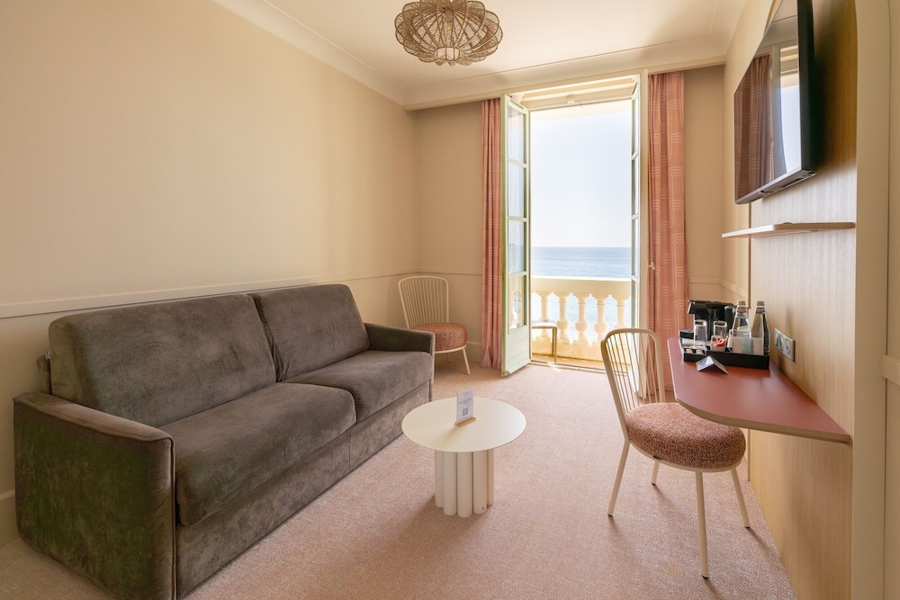 Hotel Vacances Bleues Le Balmoral 51/75