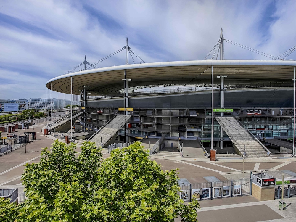 Novotel Suites Paris Stade De France 1/39