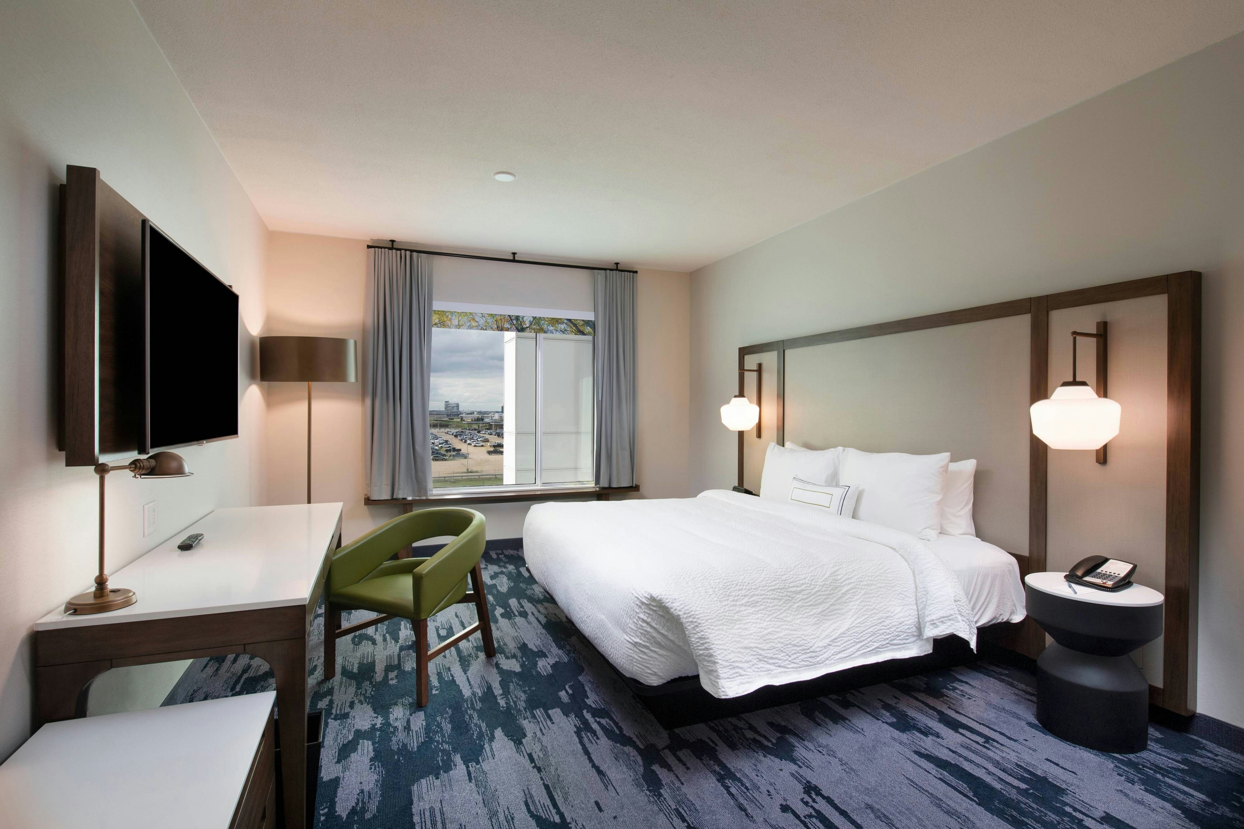 غرفة بسرير كينج، Fairfield By Marriott Edmonton International Airport 12/14