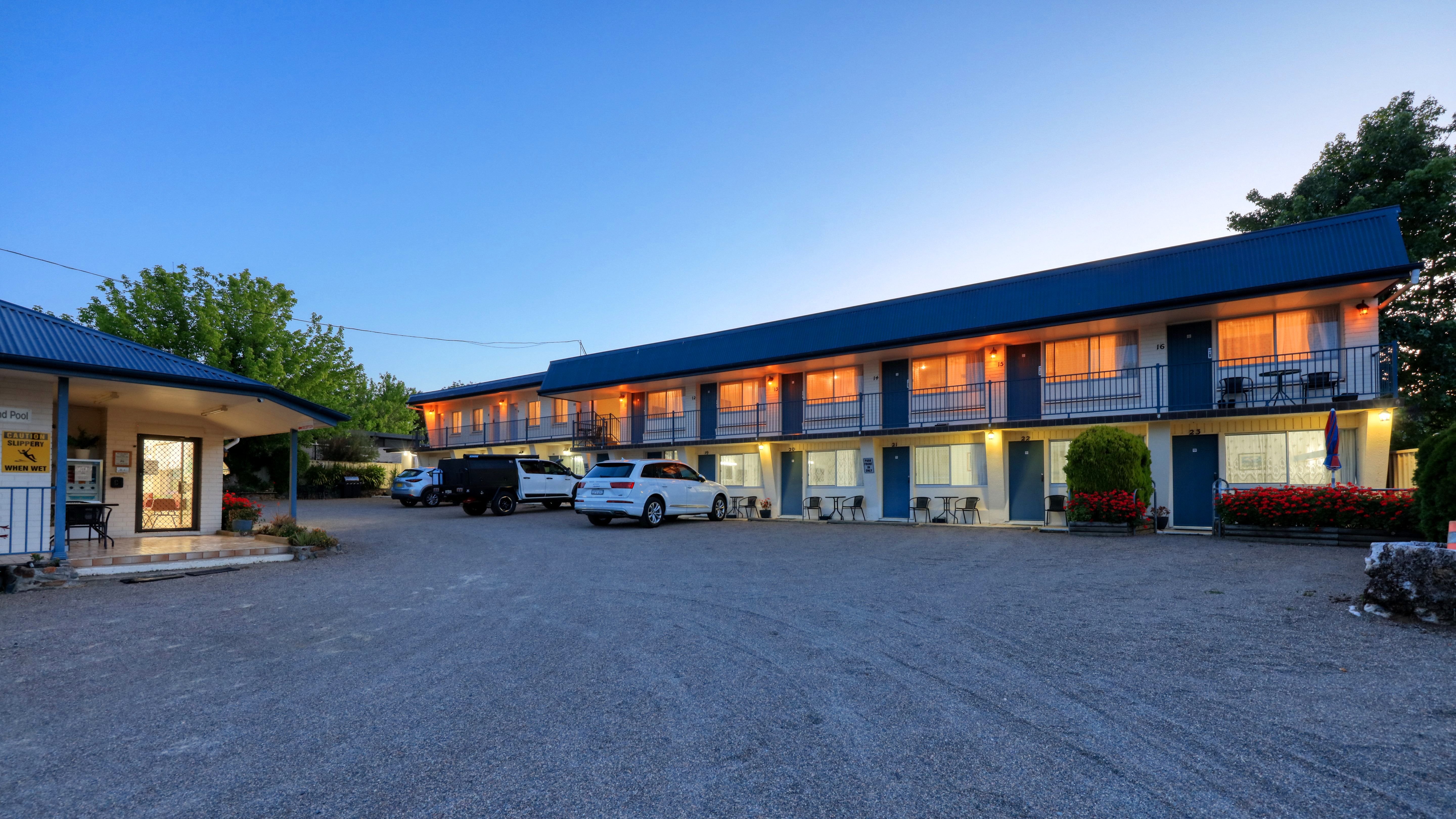 Tumut Farrington Motel 8/10