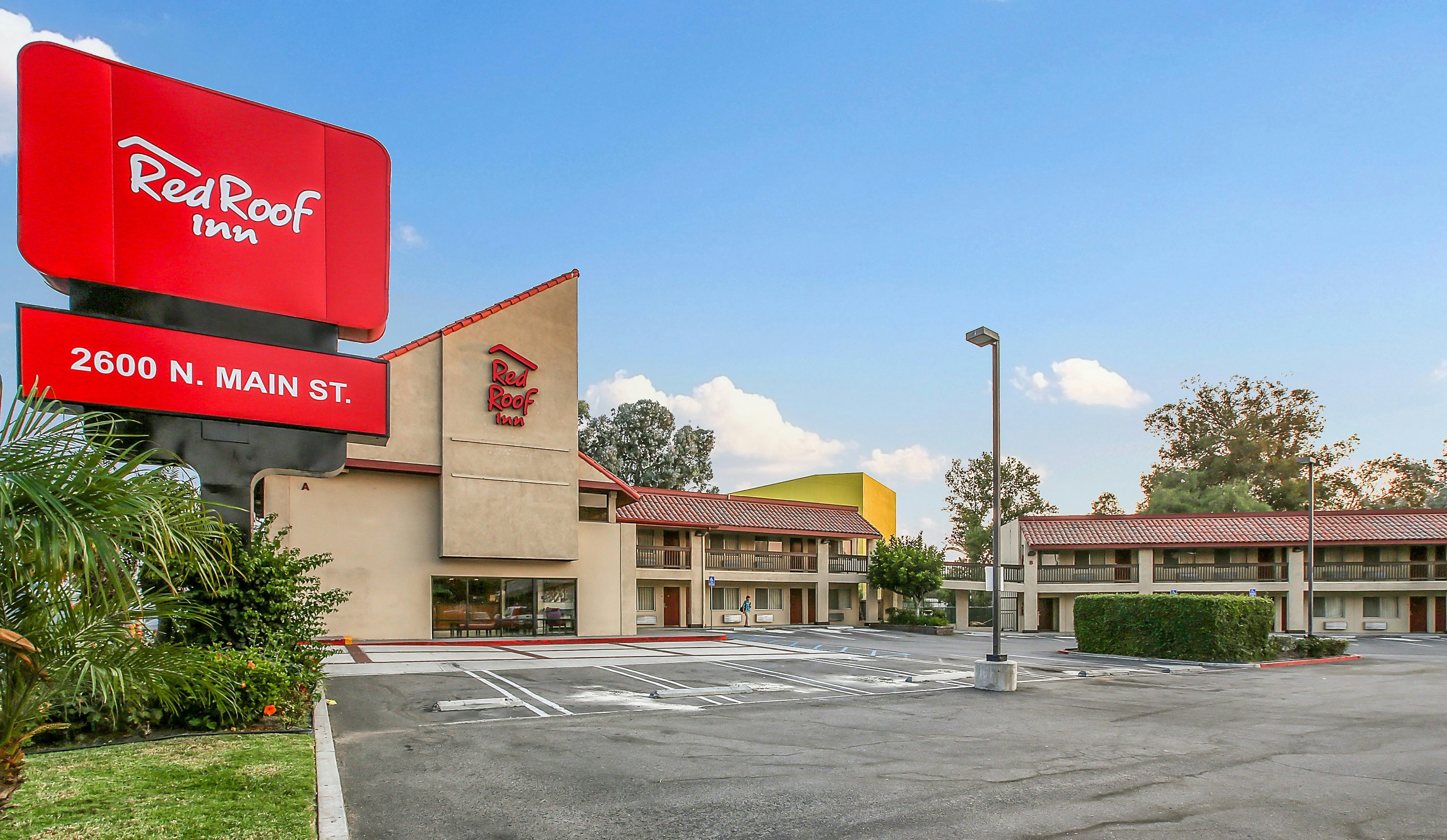 Red Roof Inn Santa Ana 1/7