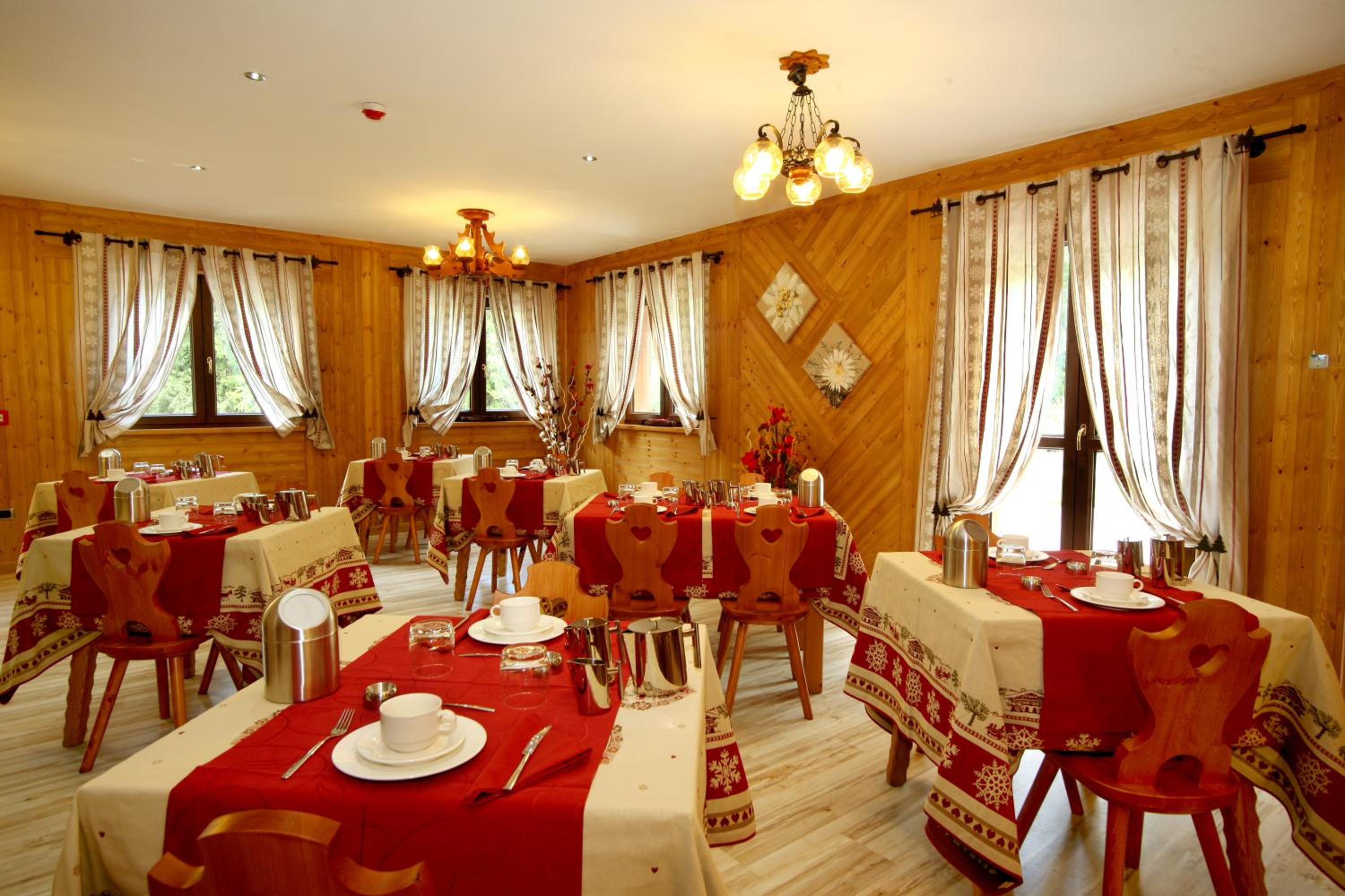 Hotel Boton D'Or & Wellness 24/24