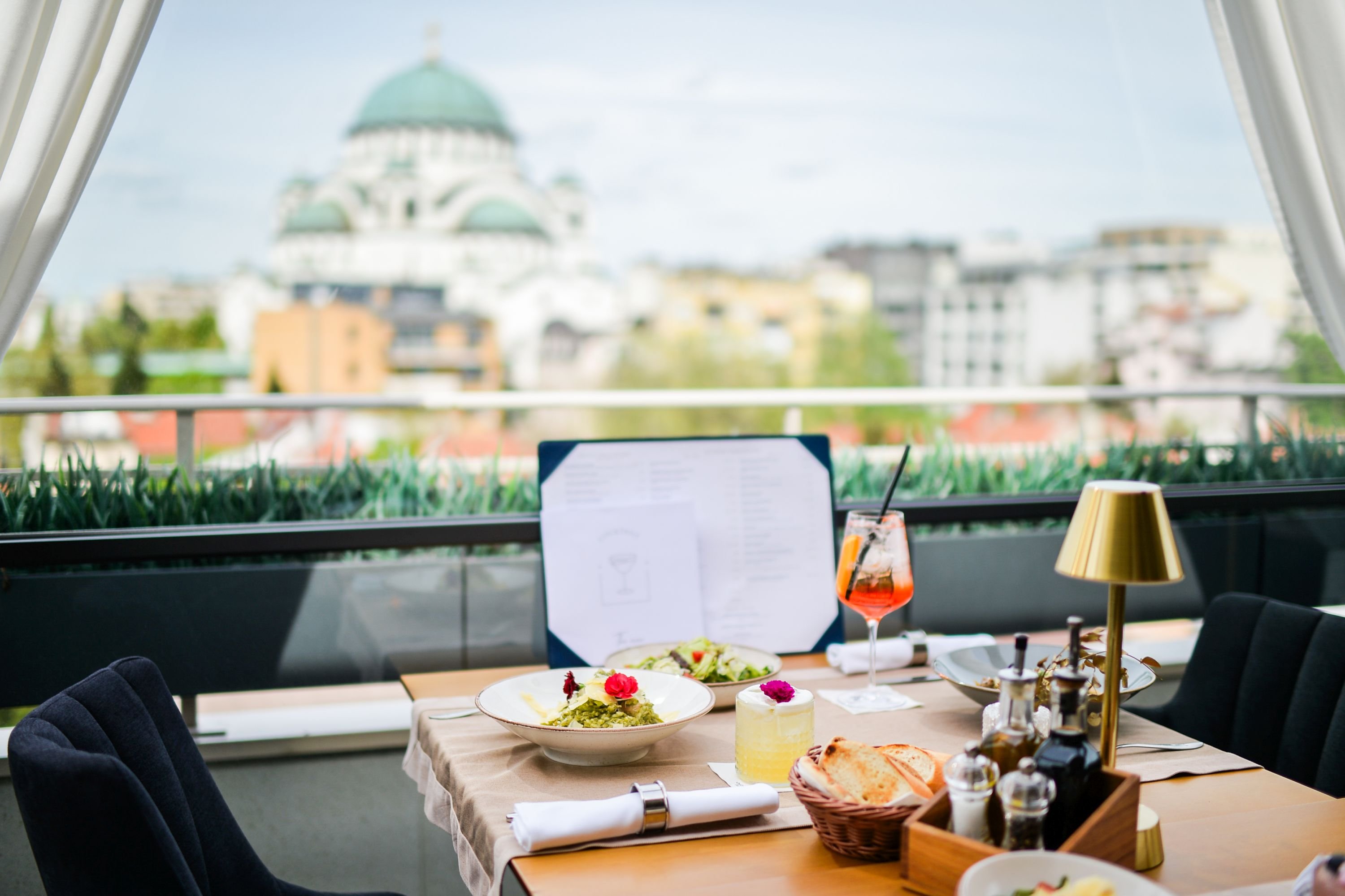 Crystal hotel Belgrade 49/51