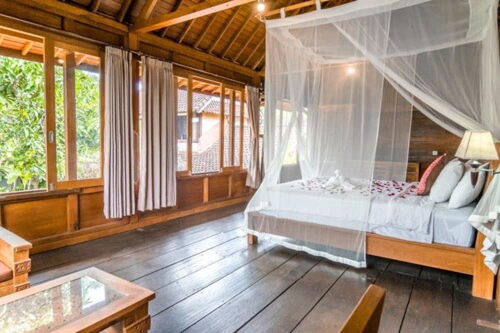 Sari Bamboo Villas 22/63