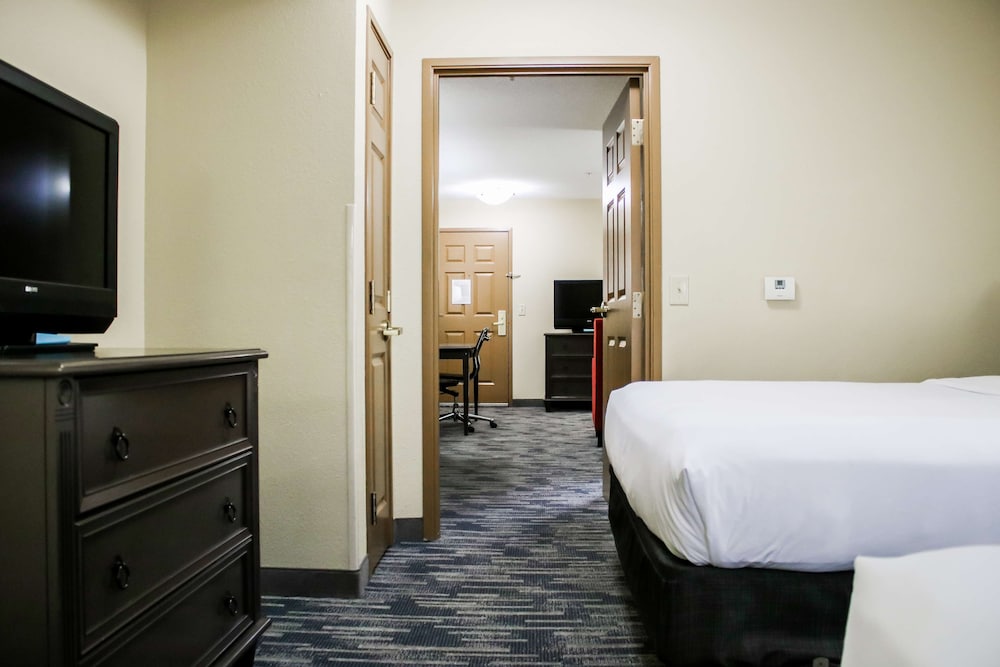 Country Inn Suites By Radisson Richmond West At I 64 Va 8/39