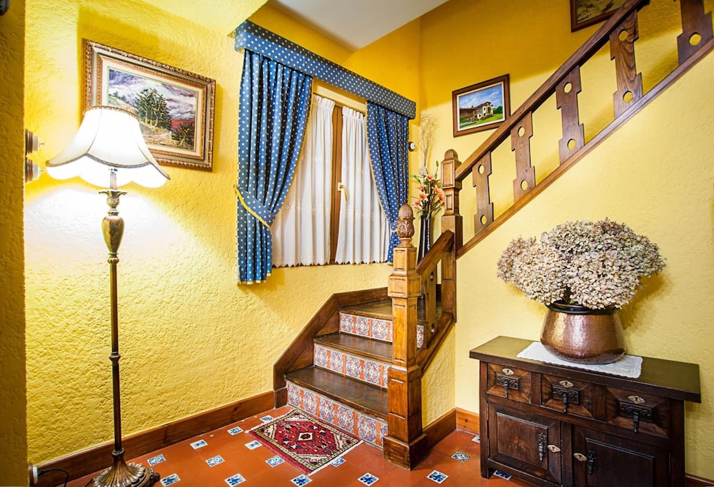 Casa De Aldea Riosol 24/36