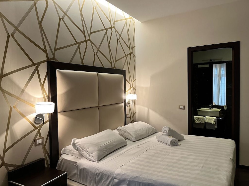 Catone District Hotel 2/60